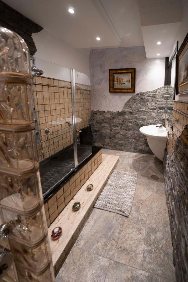Villa Paraiso Vip Hotel Tematico (Adults Only) Ревилья-де-Камарго Экстерьер фото